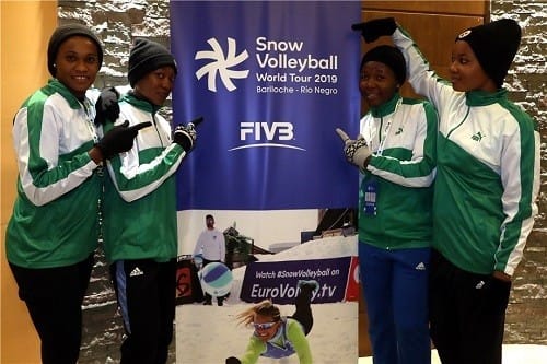 Nijerya İlk Kez Kar Voleybolunda