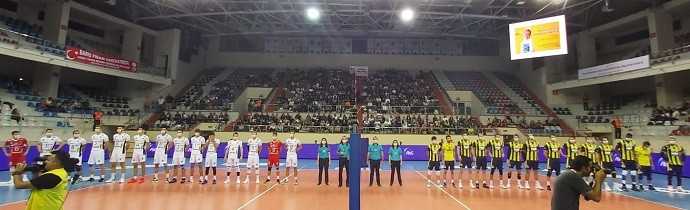 AXA Sigorta Efeler Ligi'nde Maskeli Kapanış