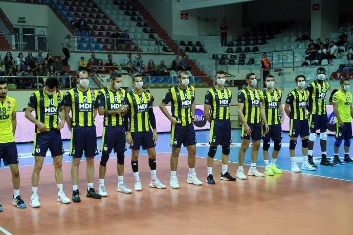 AXA Sigorta Efeler Ligi'nde Maskeli Kapanış