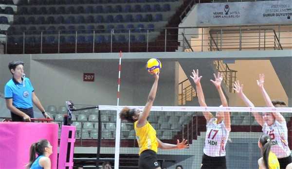 Galatasaray HDI Sigorta PTT'ye set vermedi