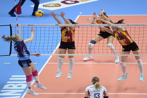 Kadınlar CEV Cup'ta dün gece 17 Aralık Salı