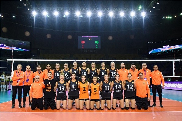 Eczacıbaşı VitrA ilk maçta mağlup