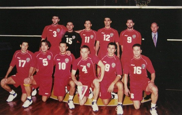 Erkan Sporeli Macaristan'da Voleybola Hizmet Ediyor Erkan Sporeli Macaristan'da Voleybola Hizmet Ediyor