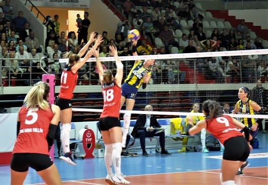 Fenerbahçe OPET 2. yarıya 3 puanla başladı