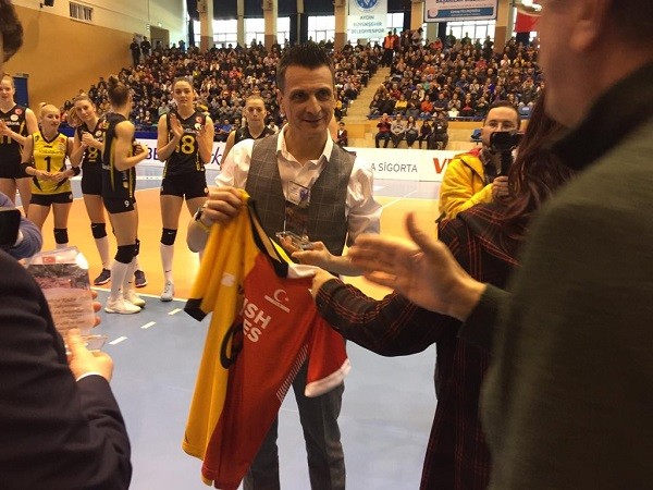 Aydın Gençlik Spor İl Müdürlüğü Olimpik Misafirlerine Hediye Verdi