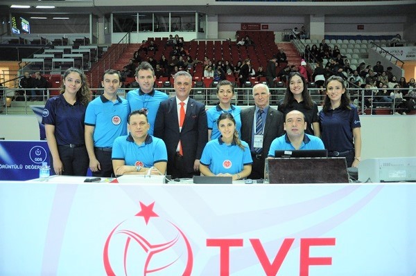 Eczacıbaşı VitrA 14. galibiyetini BJK'den aldı