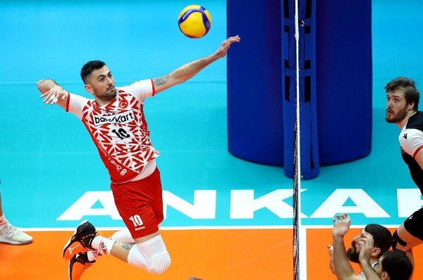 Ankara derbisinde gülen Ziraat Bankası