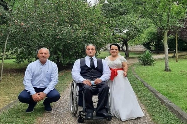 Mutluluklar Aynur & Akın