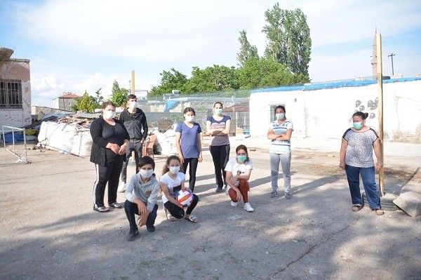 Kayseri'de voleybol oynamaya sevgisi