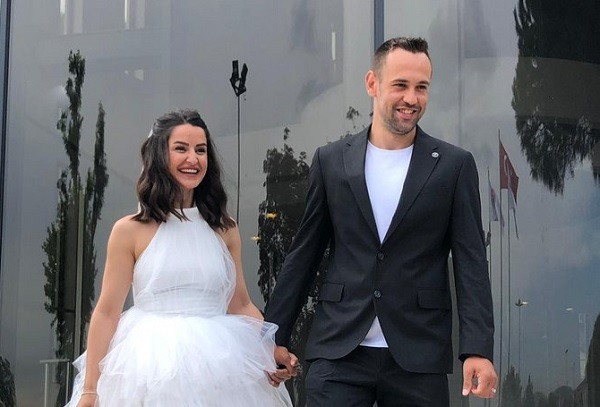 Mutluluklar Caner & Burçin