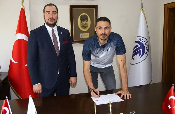 TFL Altekma’da Eren Öner imzayı attı