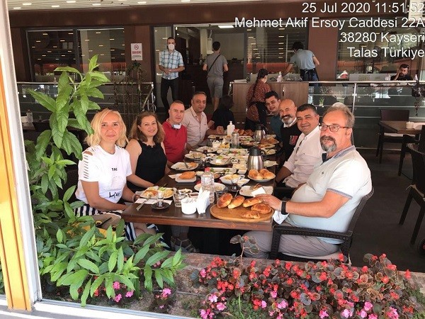 Acılı gününde Nihat Ermihan'ı yalnız bırakmadılar