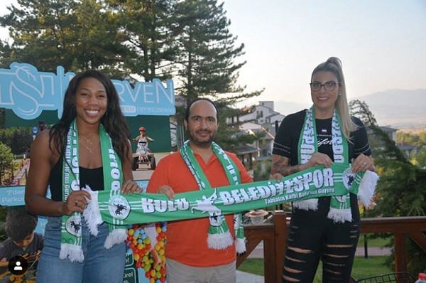 Bolu Belediyespor'da imza töreni