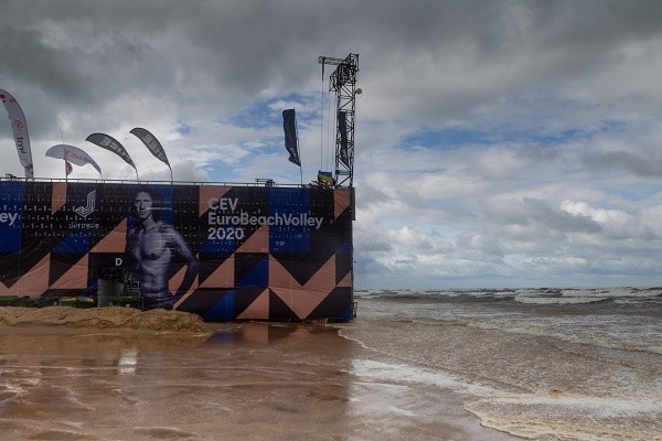 Jurmala'da hava şartları EuroBeachVolley'i vurdu