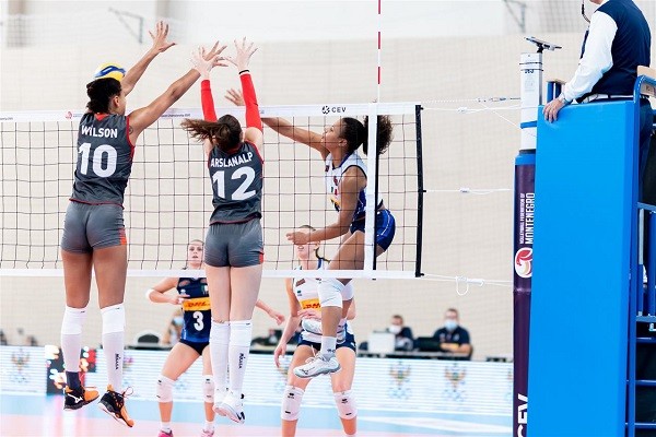 U17 Milliler İtalya'yı yenip üçte üç yaptı