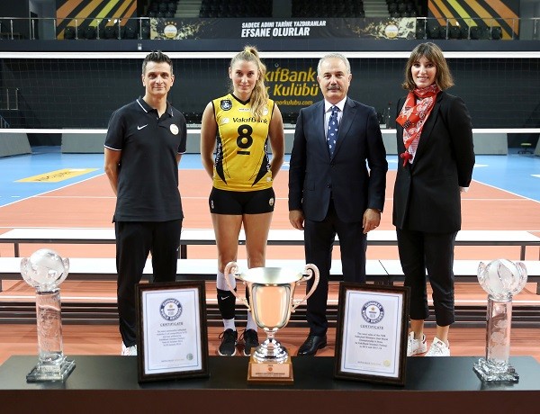 VakıfBank 19. kez yer aldığı Şampiyonlar Ligi'nde ilk maçına çıkıyor