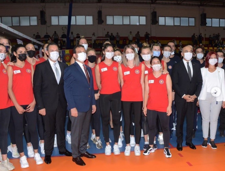 Yeşilyurt'un Spor Salonu Yenilendi