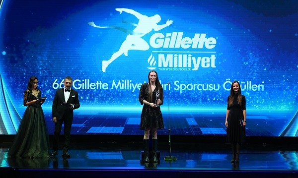 'Bizleri bu ödüle layık görenlere teşekkür ediyorum'