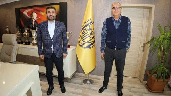 Başkan Üstündağ, MKE Ankaragücü Kulübünü ziyaret etti