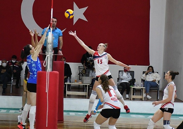 Körfez'in Sultanları Kayıpsız Devam Ediyor