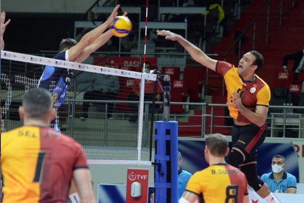 Cim Bom, Arkas Spor'un serisine son verdi