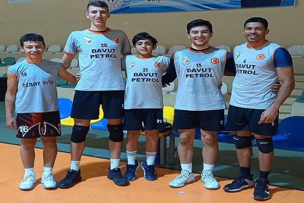Voleybol, Erzin'e güzellikler katıyor