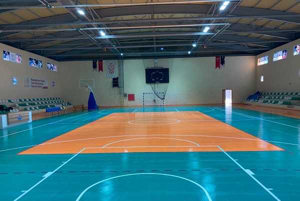 Bir voleybol hikayesi de Erzin'de yazılıyor