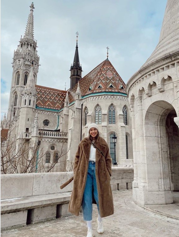 Sıla Çalışkan Budapeşte'ye alışıyor