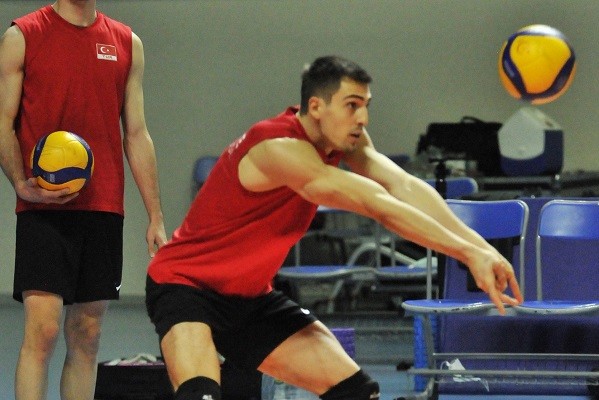 Yiğit Gülmezoğlu: “Avrupa Şampiyonası’na katılma hakkı kazanacağız”