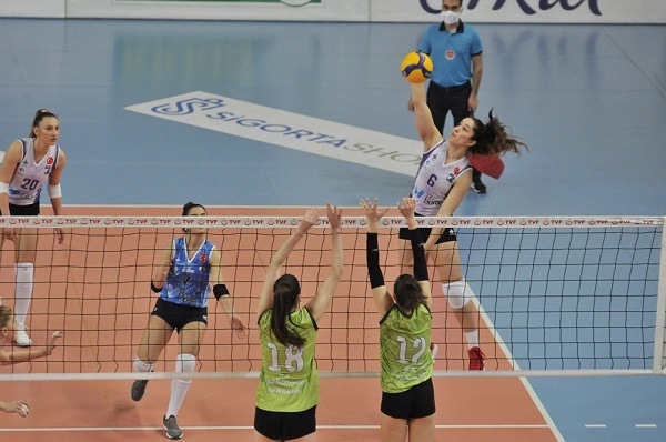 Sigorta Shop Kadınlar Ligi’nde 5 karşılaşma oynandı