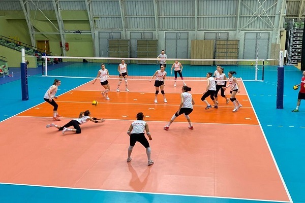 Sultanlar Bulgaristan'daki ilk çalışmasını gerçekleştirdi