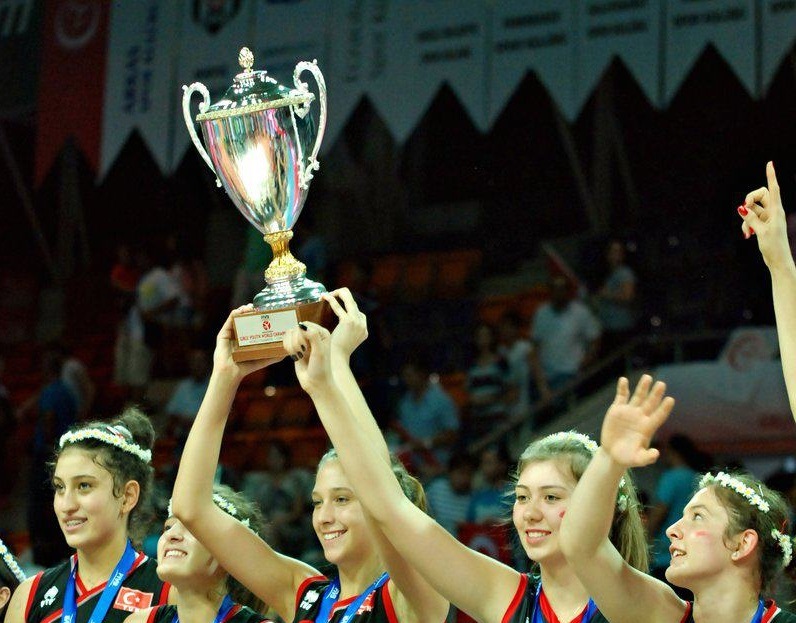 Milli ruhumuzla oynamak, Milli Takımımızı korkulan bir takım yapıyor!