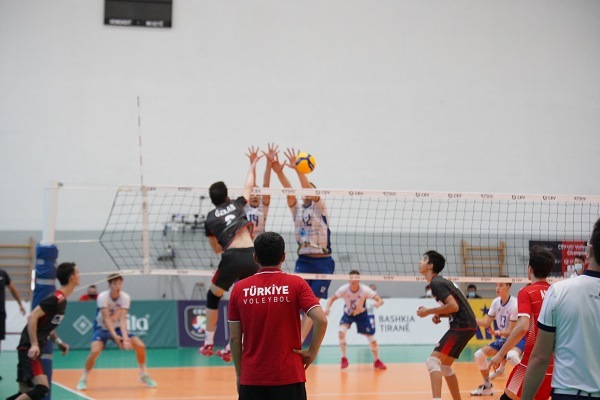 U17 Milliler Slovenya'ya kaybetti