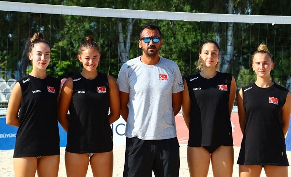 Plaj'da U20 Milliler korta çıkıyor