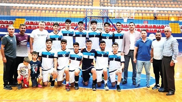 Şalvarlı Köylüler Voleybolda Tarih Yazıyor