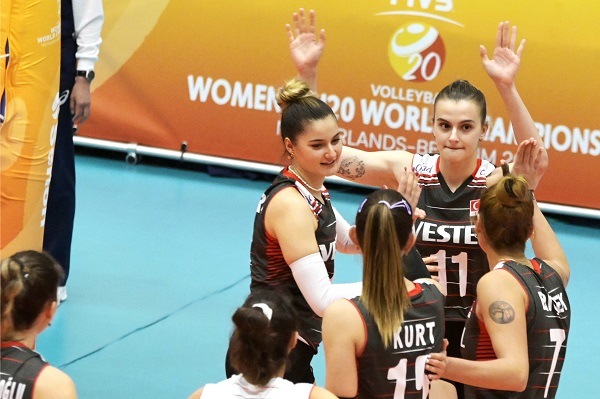 Mısır'ı yenen U20 Milliler,9.-10'luk maçına çıkacak