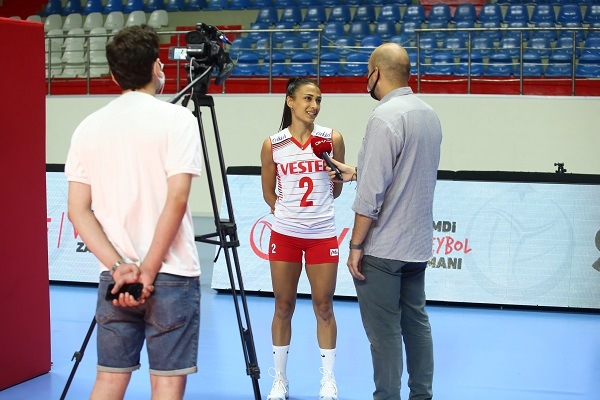 Simge Aköz: Türk Voleybolu olarak güzel bir noktadayız