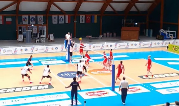 Sessiz Efeler Galibiyetle Başladı