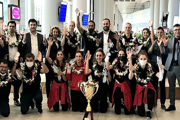 Dünya Şampiyonu Milli Takımımız yurda döndü