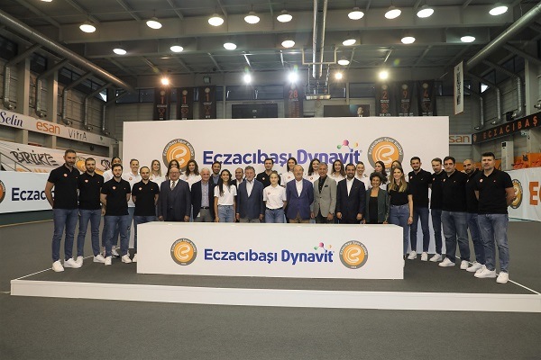 Eczacıbaşı Dynavit, sezonu açtı