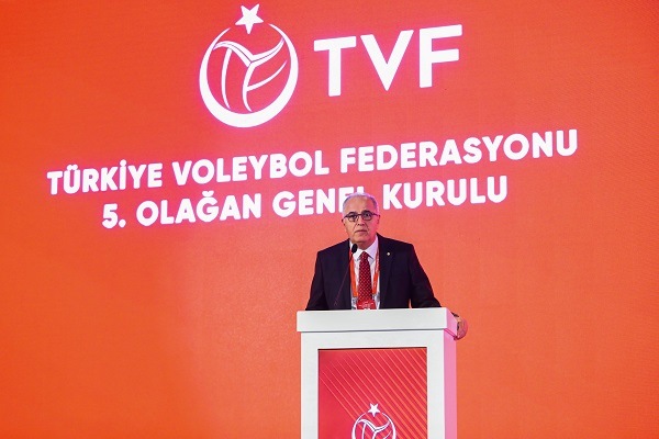 'Bu camiaya layık olmaya çalışmamız lazım'