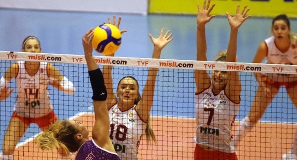 Galatasaray ilk galibiyeti Aydın'da buldu