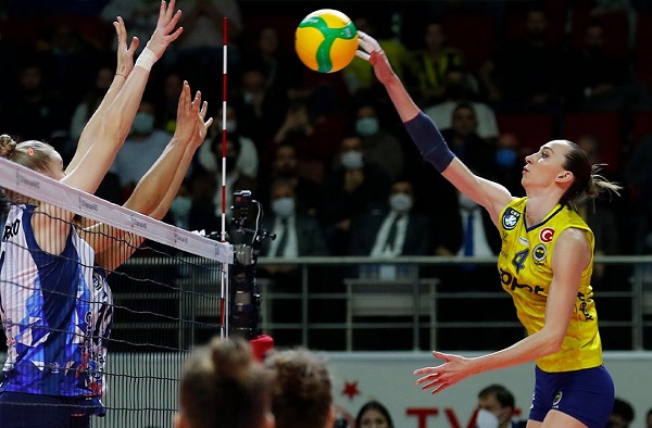 Fenerbahçe 3.setten sonra açıldı