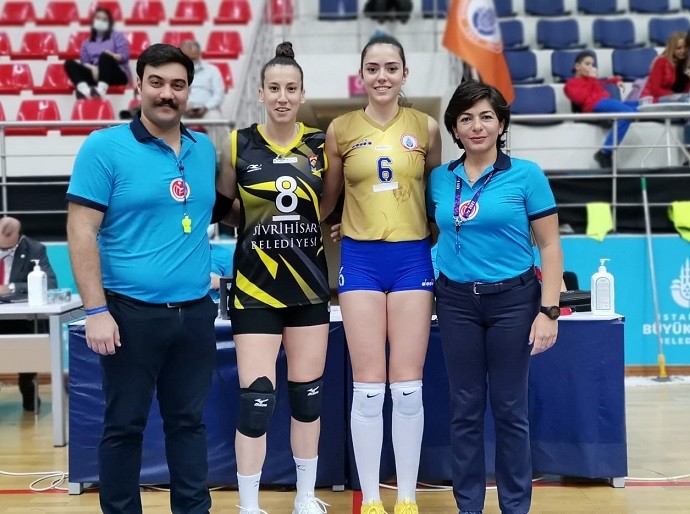 Zevkli mücadelede İBB, Sivrihisar'ı 3-0 yendi
