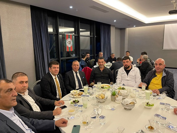 Bulgar smaçör imzayı attı