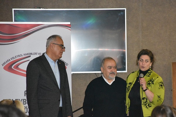 Ankara VHGD'den Eyüp Bostancı ve Çetin Ok'a plaket