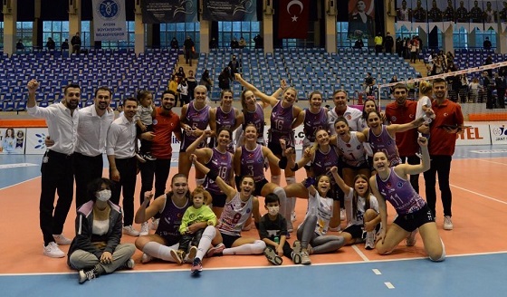 Aydın BŞ Belediyespor, PTT'yi 3-0 yendi