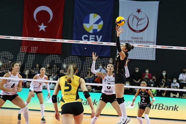 VakıfBank, Eczacıbaşı Dynavit'i üst üste 6.kez yenmeyi başardı