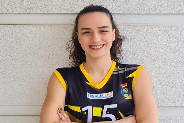 Selin Toy Sivrihisar Belediyespor'da