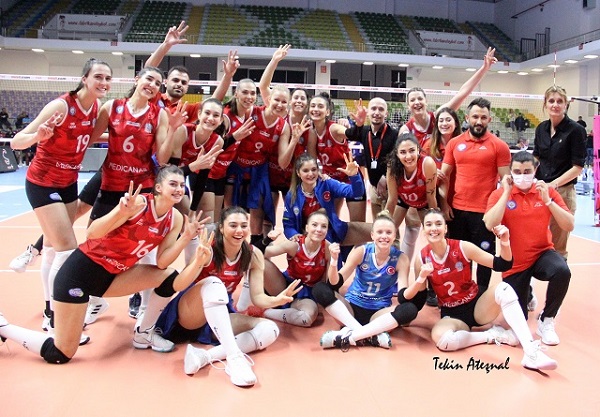 Nilüfer Belediyespor Lige tutundu